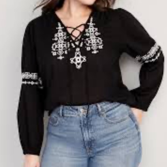OLD NAVY Lace-Up Embroidered Blouse size- XL - Picture 2 of 7